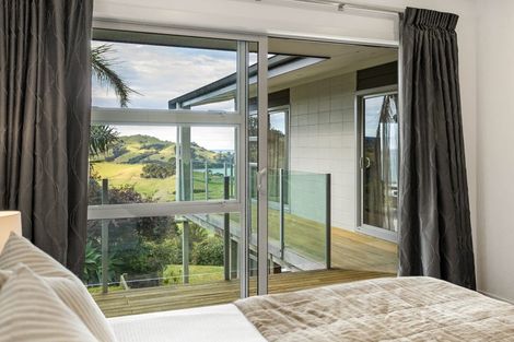 Photo of property in 152 Centennial Drive, Whitianga, 3510