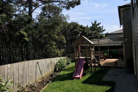 Photo of property in 76 Kyle Road, Greenhithe, Auckland, 0632