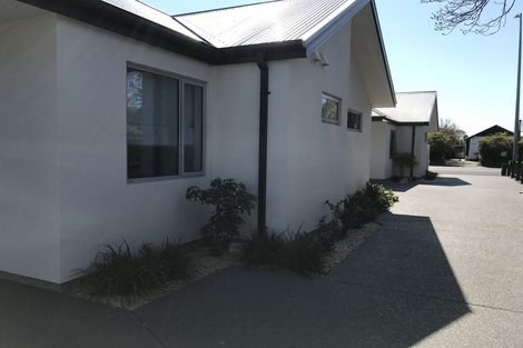 Photo of property in 2/36 Shirley Road, Richmond, Christchurch, 8013
