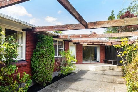 Photo of property in 36 Warren Crescent, Hillmorton, Christchurch, 8025