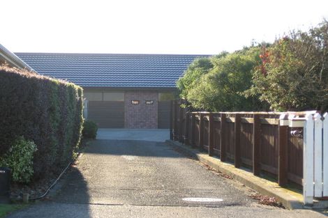 Photo of property in 17a Beachwater Grove, Paraparaumu Beach, Paraparaumu, 5032