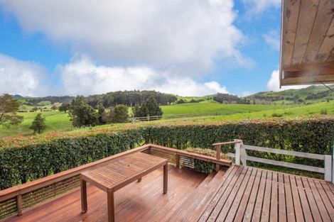 Photo of property in 487a Pukehuia Road, Tangiteroria, 0381