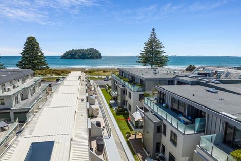 Photo of property in Vivaldi Apartments, 13/48 Marine Parade, Mount Maunganui, 3116