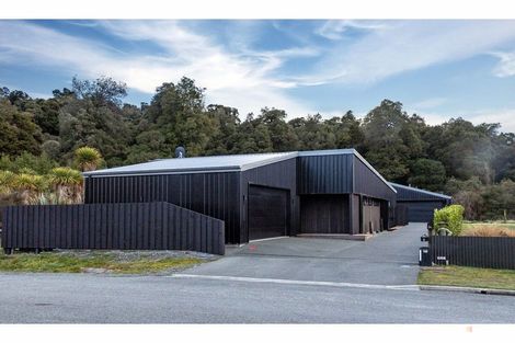 Photo of property in 1 Hislop Street, Geraldine, 7930