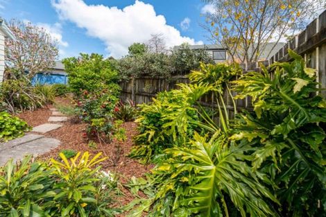 Photo of property in 1/105 Glendale Road, Glen Eden, Auckland, 0602