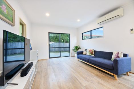 Photo of property in 9 Butia Avenue, Henderson, Auckland, 0612