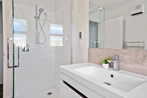 Photo of property in 7 Borthwick Street, Belfast, Christchurch, 8051