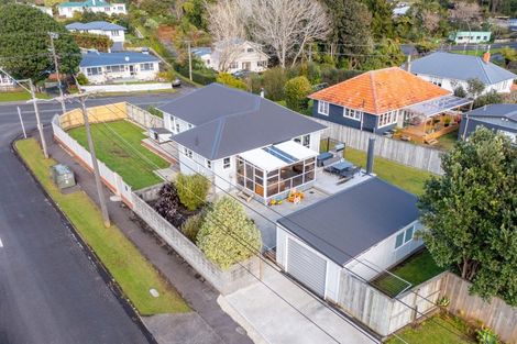 Photo of property in 88 Huatoki Street, Vogeltown, New Plymouth, 4310