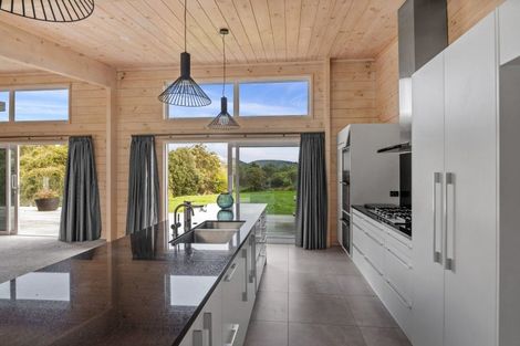 Photo of property in 24 Lacebark Drive, Kinloch, Taupo, 3377