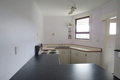 Photo of property in 35 Young Street, New Plymouth, 4310