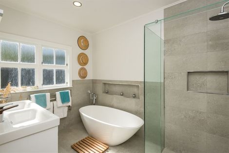 Photo of property in 10 Harbour View Terrace, Cass Bay, Lyttelton, 8082