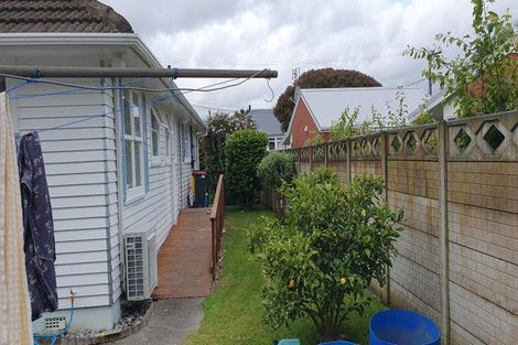 Photo of property in 2 Boothby Grove, Fairfield, Lower Hutt, 5011