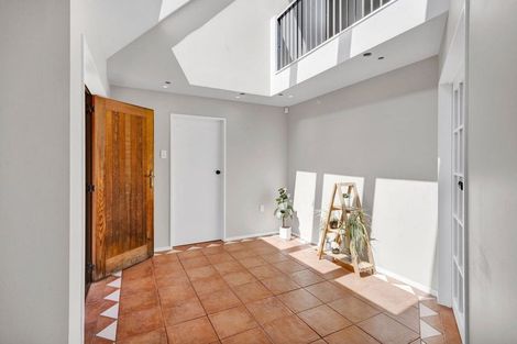 Photo of property in 9 County Drive, Hawera, 4610