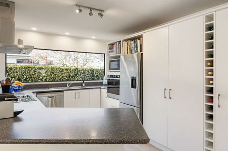 Photo of property in 32a Strowan Avenue, Fairfield, Hamilton, 3214