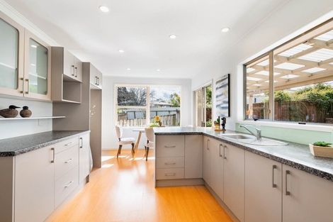 Photo of property in 44 Patts Avenue, Glendene, Auckland, 0602