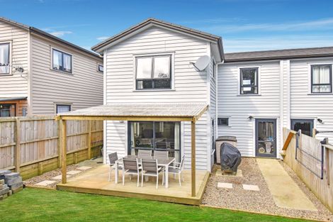 Photo of property in 10 Taiaapure Street, Weymouth, Auckland, 2103