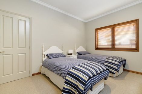 Photo of property in 1 Maldives Way, Papamoa Beach, Papamoa, 3118