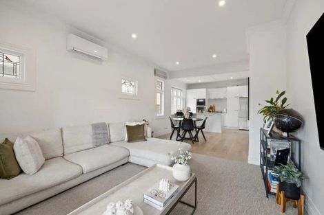 Photo of property in 11 Miro Street, Takaro, Palmerston North, 4410