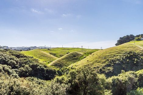 Photo of property in 60 Saint Ives Drive, Camborne, Porirua, 5026