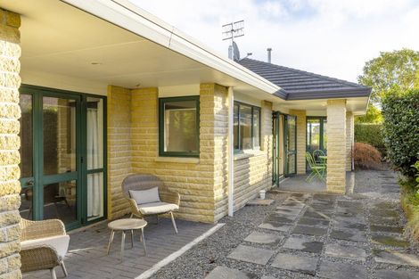 Photo of property in 30 Fairview Terrace, Waipahihi, Taupo, 3330