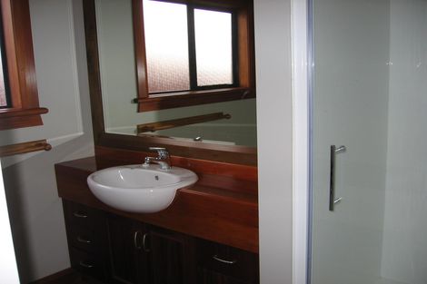 Photo of property in 70 Parnell Heights, Kelvin Grove, Palmerston North, 4414