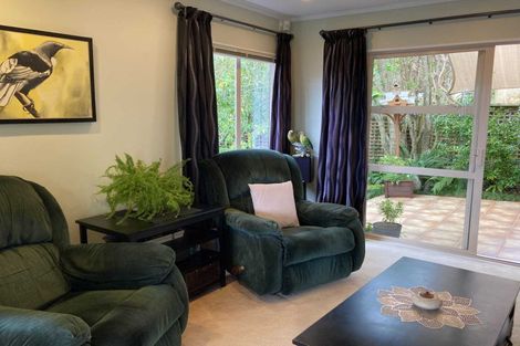 Photo of property in 2/71 Balmain Road, Birkenhead, Auckland, 0626