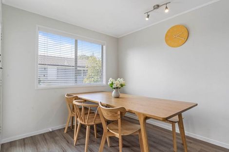 Photo of property in 13 Tree View Avenue, Glenfield, Auckland, 0629