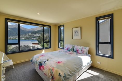 Photo of property in 536a Peninsula Road, Kelvin Heights, Queenstown, 9300