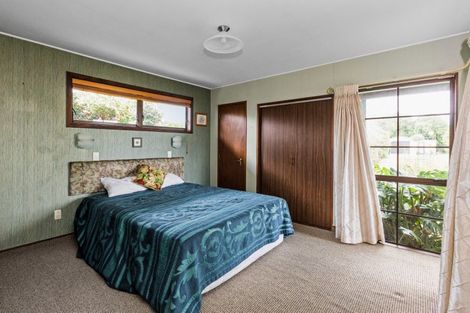 Photo of property in 11 Deakin Place, Clive, 4102