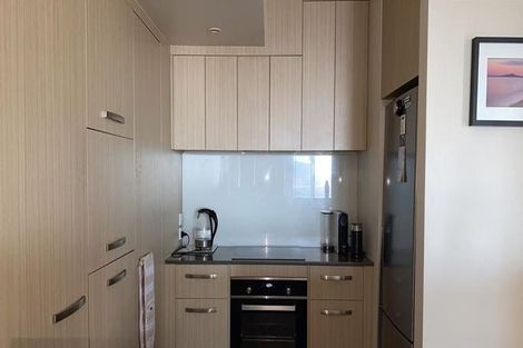 Photo of property in 1/43 Castor Bay Road, Castor Bay, Auckland, 0620