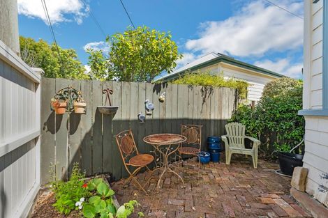 Photo of property in 17 High Street, Devonport, Auckland, 0624