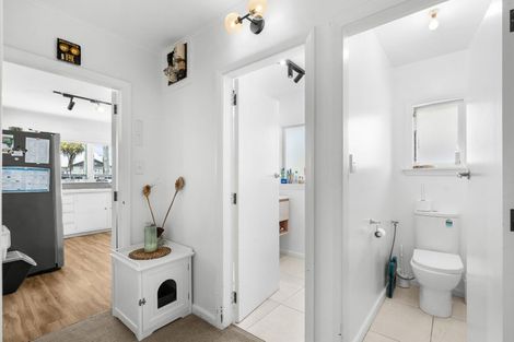 Photo of property in 1/27 Hills Road, Edgeware, Christchurch, 8013