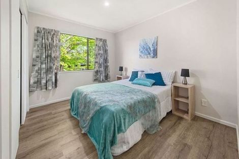 Photo of property in 2/58 Clevedon Road, Papakura, 2110