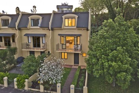 Photo of property in Waterford Estate, 1/102 Grantham Street, Hamilton Central, Hamilton, 3204