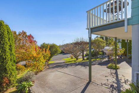 Photo of property in 47 Kakariki Grove, Waikanae, 5036