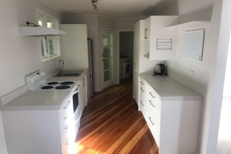 Photo of property in 39 Lowry Crescent, Stokes Valley, Lower Hutt, 5019