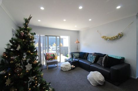 Photo of property in 8c Awamutu Grove, Waiwhetu, Lower Hutt, 5010