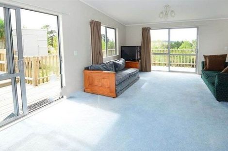 Photo of property in 42a Spur Road, Stillwater, Silverdale, 0993