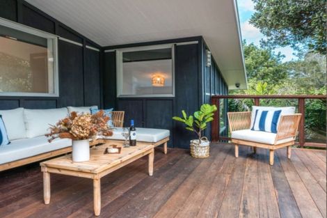Photo of property in 17 Glen Brook Road, Omiha, Waiheke Island, 1081