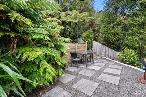 Photo of property in 32 Forest Road, Pinehaven, Upper Hutt, 5019