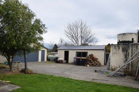 Photo of property in 74 Dalry Street, Wallacetown, 9816