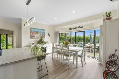 Photo of property in 6 Hillcrest Lane, Levin, 5510