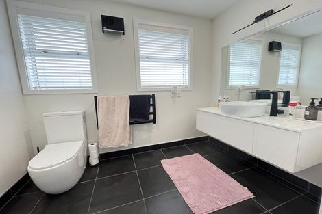 Photo of property in 2/28 Ingrid Street, Parklands, Christchurch, 8083