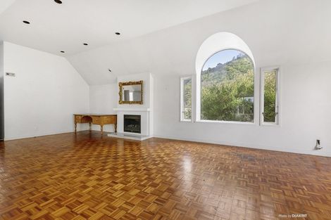 Photo of property in 100 Hill Street, Thorndon, Wellington, 6011