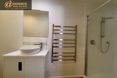 Photo of property in 13 Westall Road, New Lynn, Auckland, 0600