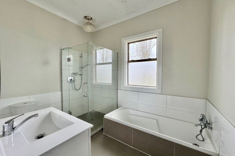 Photo of property in 2/15 James Road, Manurewa, Auckland, 2102