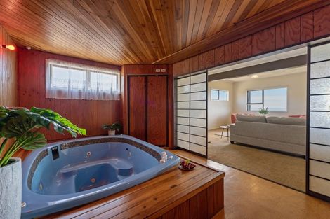 Photo of property in 44 Tireti Road, Titahi Bay, Porirua, 5022