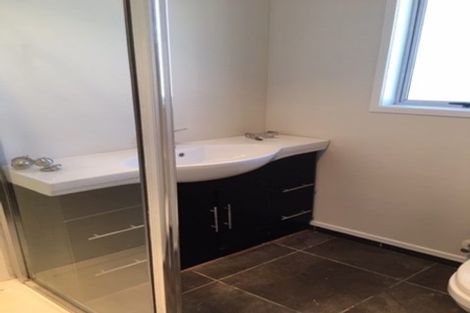 Photo of property in 4 Trounson Avenue, Clendon Park, Auckland, 2103