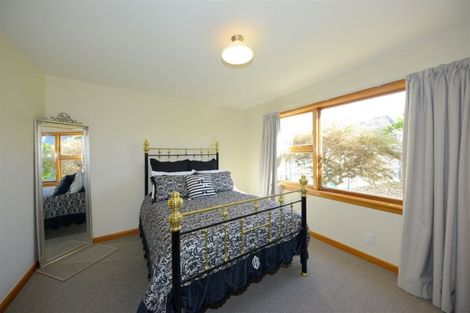 Photo of property in 97 Avonhead Road, Avonhead, Christchurch, 8042
