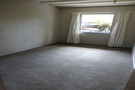 Photo of property in 2/273 Riccarton Road, Upper Riccarton, Christchurch, 8041